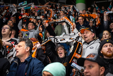 Löwen Frankfurt - Augsburger Panther - 19.12.25 - 078