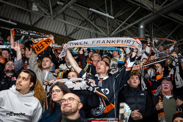 Löwen Frankfurt - Augsburger Panther - 19.12.25 - 080