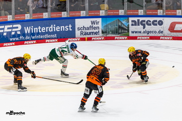 Löwen Frankfurt - Augsburger Panther - 19.12.25 - 118