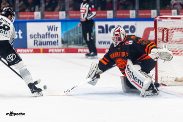 Löwen Frankfurt - Kölner Haie - 23.12.25 - 036