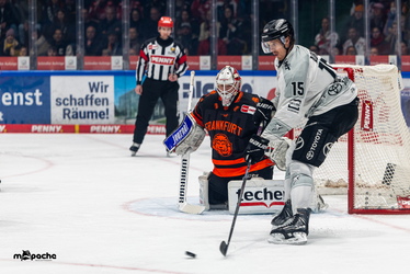 Löwen Frankfurt - Kölner Haie - 23.12.25 - 038