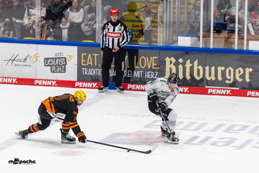 Löwen Frankfurt - Kölner Haie - 23.12.25 - 053