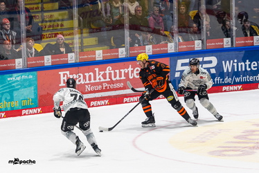 Löwen Frankfurt - Kölner Haie - 23.12.25 - 054