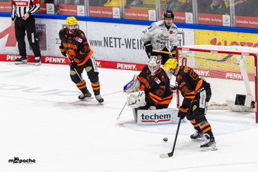 Löwen Frankfurt - Kölner Haie - 23.12.25 - 100