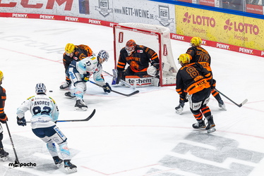Löwen Frankfurt - Dresdner Eislöwen - 30.12.25 - 026