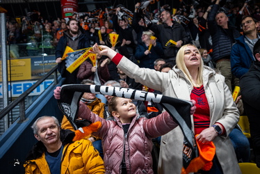 Löwen Frankfurt - Dresdner Eislöwen - 30.12.25 - 037