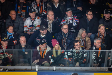 Löwen Frankfurt - Dresdner Eislöwen - 30.12.25 - 074
