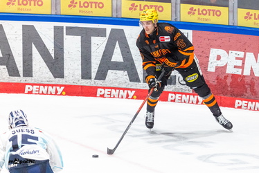 Löwen Frankfurt - Dresdner Eislöwen - 30.12.25 - 082