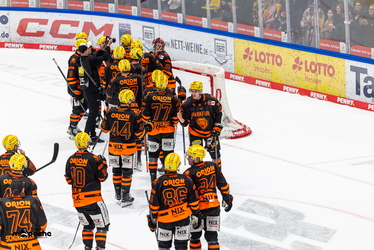 Löwen Frankfurt - Dresdner Eislöwen - 30.12.25 - 119