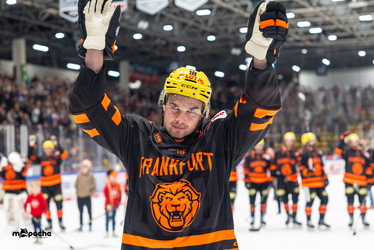 Löwen Frankfurt - Dresdner Eislöwen - 30.12.25 - 128