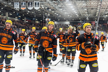 Löwen Frankfurt - Dresdner Eislöwen - 30.12.25 - 130
