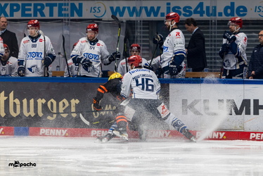 Löwen Frankfurt - Schwenninger Wildwings - 4.1.26 - 023