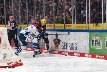 Löwen Frankfurt - Schwenninger Wildwings - 4.1.26 - 024