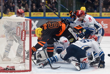 Löwen Frankfurt - Schwenninger Wildwings - 4.1.26 - 041
