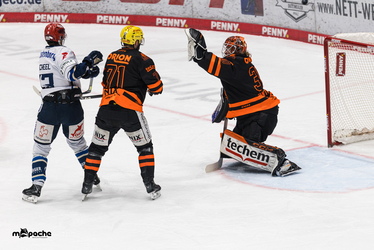 Löwen Frankfurt - Schwenninger Wildwings - 4.1.26 - 042