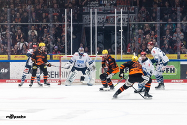 Löwen Frankfurt - Schwenninger Wildwings - 4.1.26 - 047