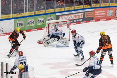 Löwen Frankfurt - Schwenninger Wildwings - 4.1.26 - 051