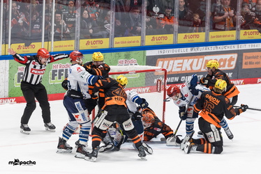 Löwen Frankfurt - Schwenninger Wildwings - 4.1.26 - 082