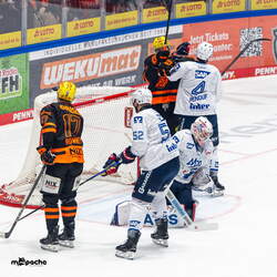 Löwen Frankfurt - Adler Mannheim - 9.1.26 - 021