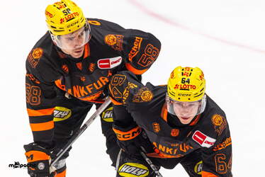 Löwen Frankfurt - Adler Mannheim - 9.1.26 - 032