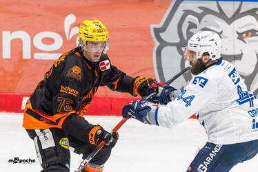 Löwen Frankfurt - Adler Mannheim - 9.1.26 - 043