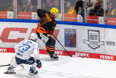 Löwen Frankfurt - Adler Mannheim - 9.1.26 - 044
