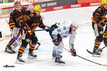 Löwen Frankfurt - Adler Mannheim - 9.1.26 - 054