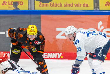 Löwen Frankfurt - Adler Mannheim - 9.1.26 - 056