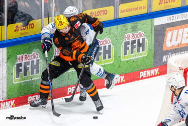 Löwen Frankfurt - Adler Mannheim - 9.1.26 - 057