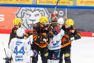 Löwen Frankfurt - Adler Mannheim - 9.1.26 - 060