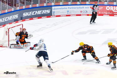 Löwen Frankfurt - Adler Mannheim - 9.1.26 - 103