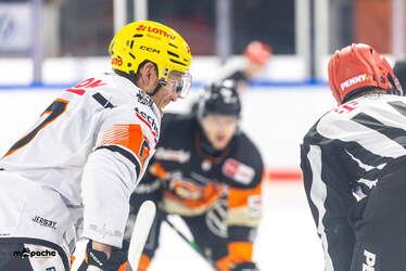 Grizzlys Wolfsburg - Löwen Frankfuert - 11.1.26 - 011