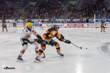 Grizzlys Wolfsburg - Löwen Frankfuert - 11.1.26 - 016