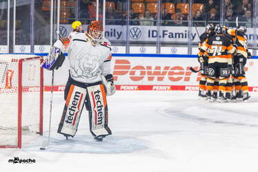 Grizzlys Wolfsburg - Löwen Frankfuert - 11.1.26 - 025