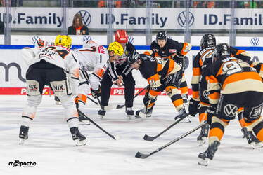 Grizzlys Wolfsburg - Löwen Frankfuert - 11.1.26 - 034