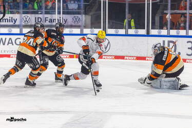 Grizzlys Wolfsburg - Löwen Frankfuert - 11.1.26 - 039