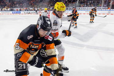 Grizzlys Wolfsburg - Löwen Frankfuert - 11.1.26 - 044