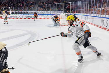 Grizzlys Wolfsburg - Löwen Frankfuert - 11.1.26 - 047