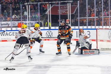 Grizzlys Wolfsburg - Löwen Frankfuert - 11.1.26 - 064