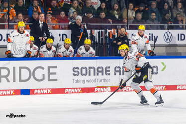 Grizzlys Wolfsburg - Löwen Frankfuert - 11.1.26 - 068