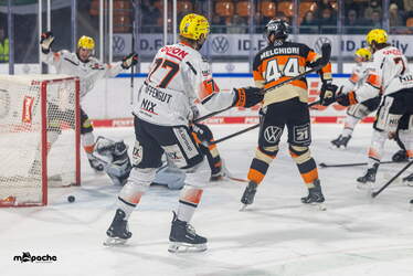 Grizzlys Wolfsburg - Löwen Frankfuert - 11.1.26 - 072