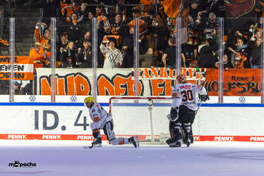 Grizzlys Wolfsburg - Löwen Frankfuert - 11.1.26 - 080