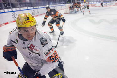 Grizzlys Wolfsburg - Löwen Frankfuert - 11.1.26 - 083
