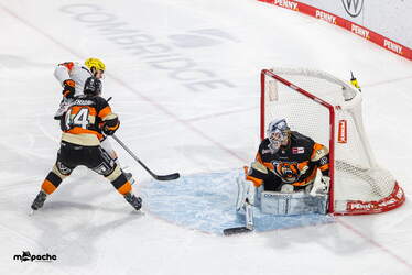 Grizzlys Wolfsburg - Löwen Frankfuert - 11.1.26 - 094
