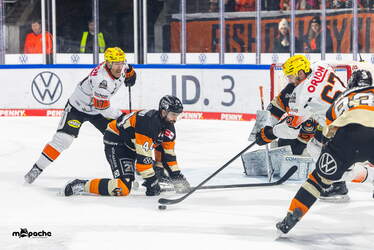 Grizzlys Wolfsburg - Löwen Frankfuert - 11.1.26 - 110