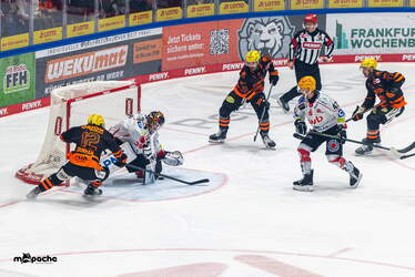 Löwen Frankfurt - Pinguins Bremerhaven - 25.2.26 - 021