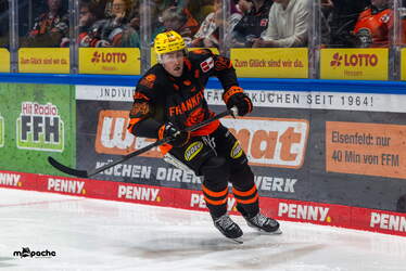 Löwen Frankfurt - Pinguins Bremerhaven - 25.2.26 - 056