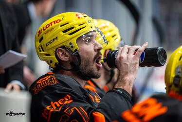 Löwen Frankfurt - Pinguins Bremerhaven - 25.2.26 - 063