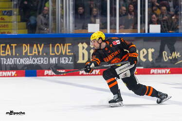 Löwen Frankfurt - Pinguins Bremerhaven - 25.2.26 - 122