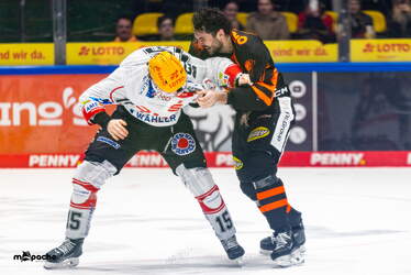 Löwen Frankfurt - Pinguins Bremerhaven - 25.2.26 - 132